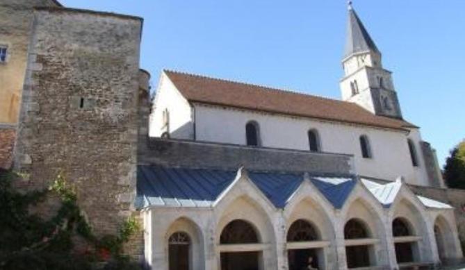 Le Puits Fortifie Salives Εξωτερικό φωτογραφία